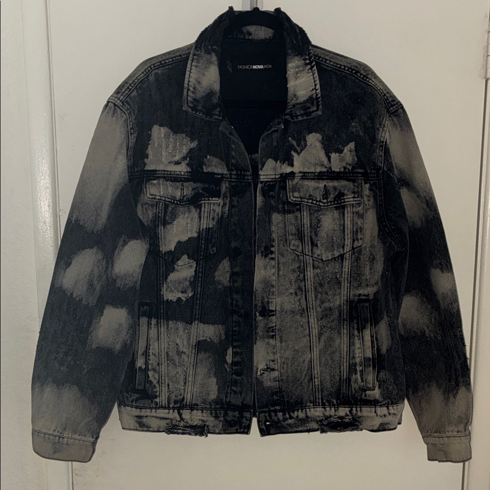 Fashion Nova Acid-Wash Denim Jacket